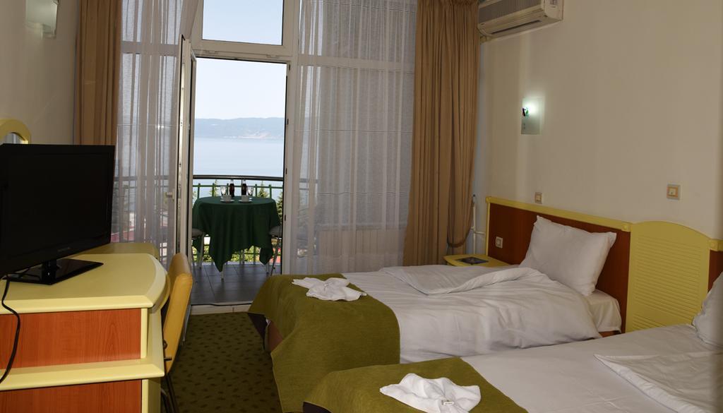 Hotel Klimetica Ohrid Kültér fotó